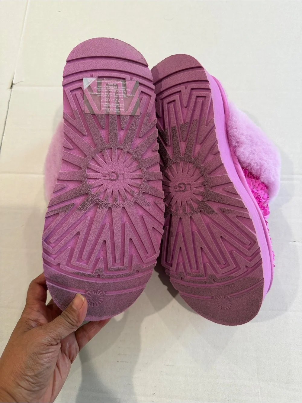 Uggs pink sequin faux slip on chunky fun kettle nib